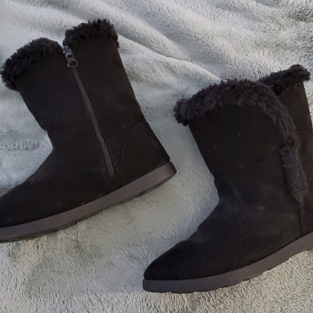 Black Boots